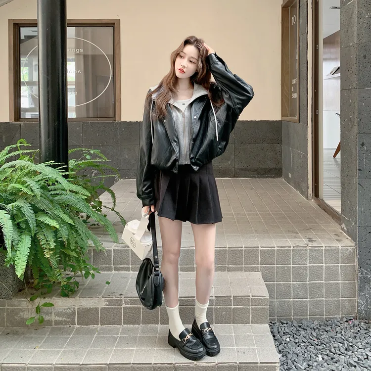 黑色短款假两件连帽皮衣外套女2025秋季新款痞帅小个子美式机车服