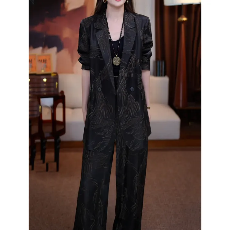 高级感轻奢洋气裤套装女2025秋季新款通勤百搭西装领外套+阔腿裤