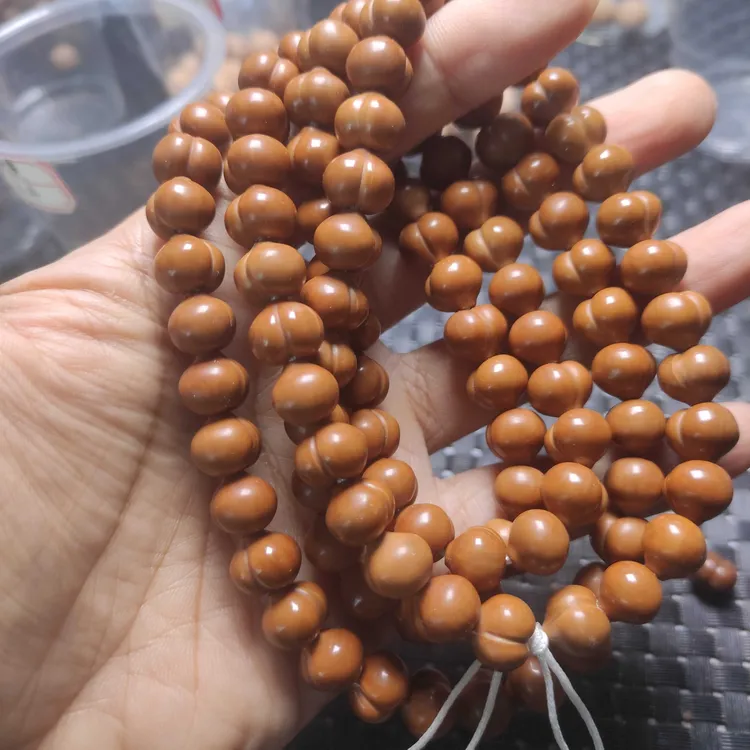 猴头核桃屁桃手串、脖挂、斜挂，三等瑕疵款，尺寸10+，108颗。