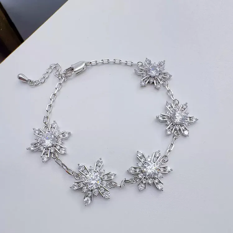 铜合金锆石手链 秋冬新款定制时尚百搭气质高奢手链！5A锆石款