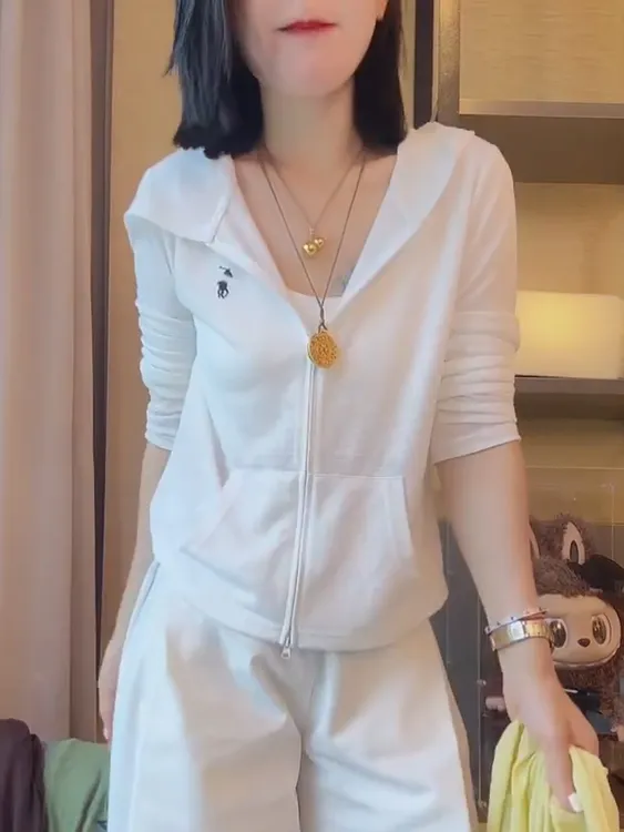 白色小马刺绣连帽卫衣女秋冬开衫外套2025年新款韩系显瘦长袖上衣