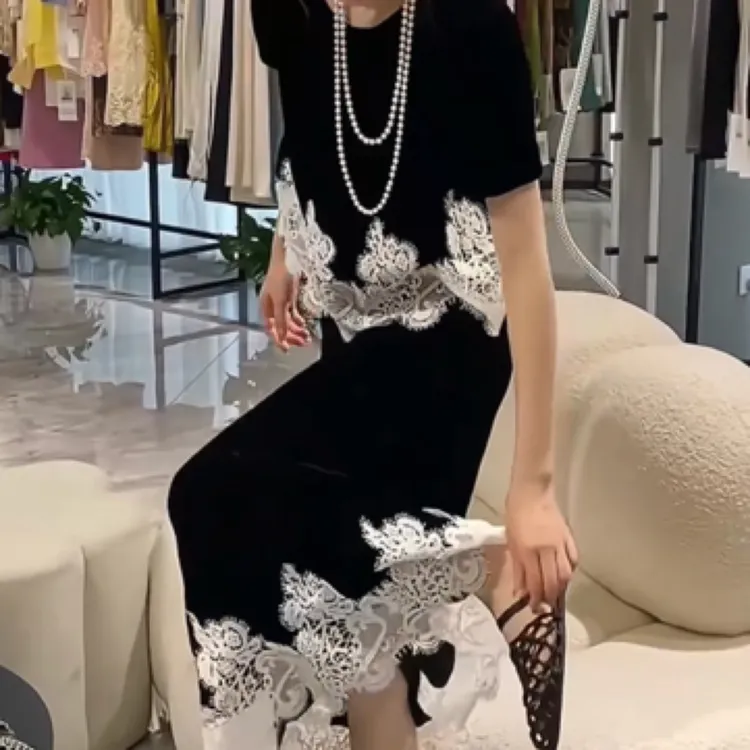 夏季新款时尚高级感丝绒上衣➕裙子两件套