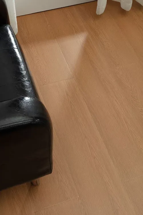 三层实木地板天然木皮油漆面E0级地热原木奶油简约南浔工厂直销