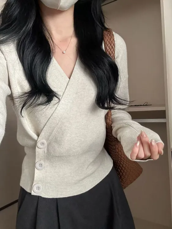 秋冬V领修身显瘦长袖针织开衫百搭文艺复古女毛衣内搭上衣