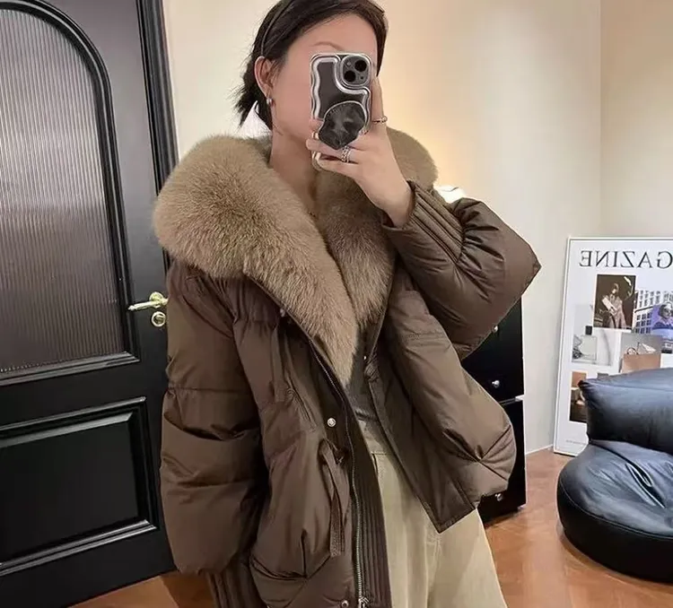 《海宁贵妇》大毛领·奢华外套女冬款棉服