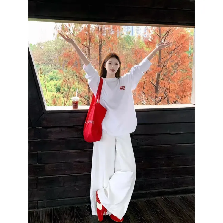 潮牌美式复古印花白色长袖t恤女宽松慵懒风设计感小众秋季上衣服