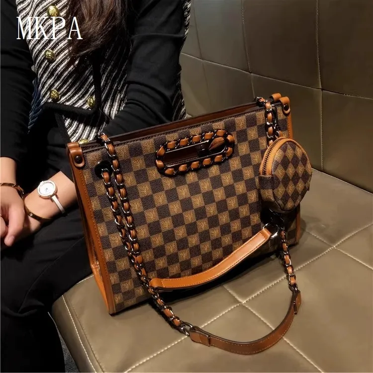 香港品牌女包2025新款秋冬质感手提托特包洋气时尚链条斜挎单肩包