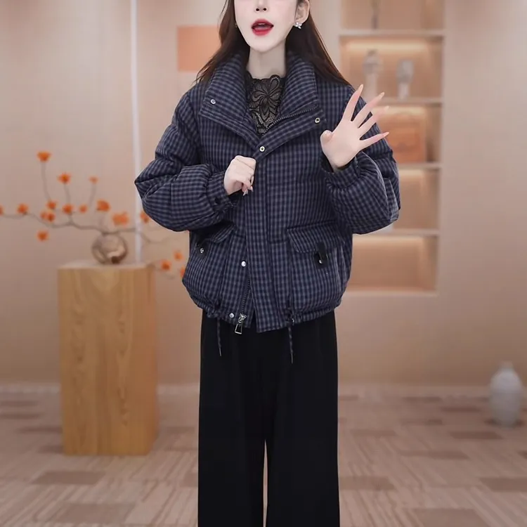 妍2025年冬季新款气质时尚洋气百搭保暖加厚短款格子羽绒服M-3XL