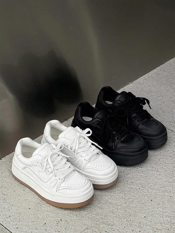 擦色厚底小白鞋女2025年秋季新款系带时尚百搭韩系休闲运动板鞋潮