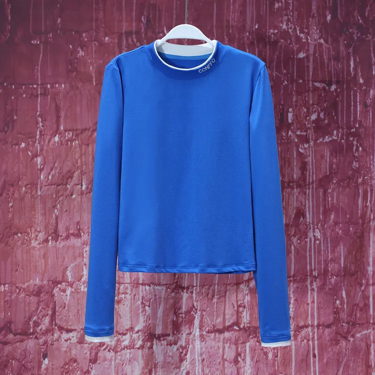 【韩哥女装】2025春《含烟带月碧于蓝》蓝色拼接字母刺绣打底衫6255A