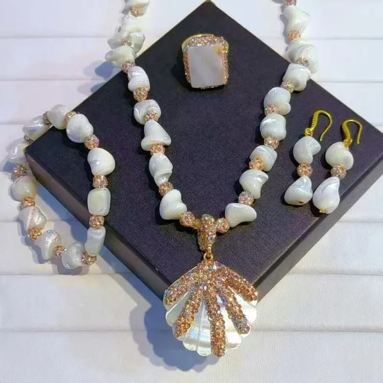 非金属仿珍珠项链 非金属仿珍珠项链 sadapyurux维吾尔族母亲节礼