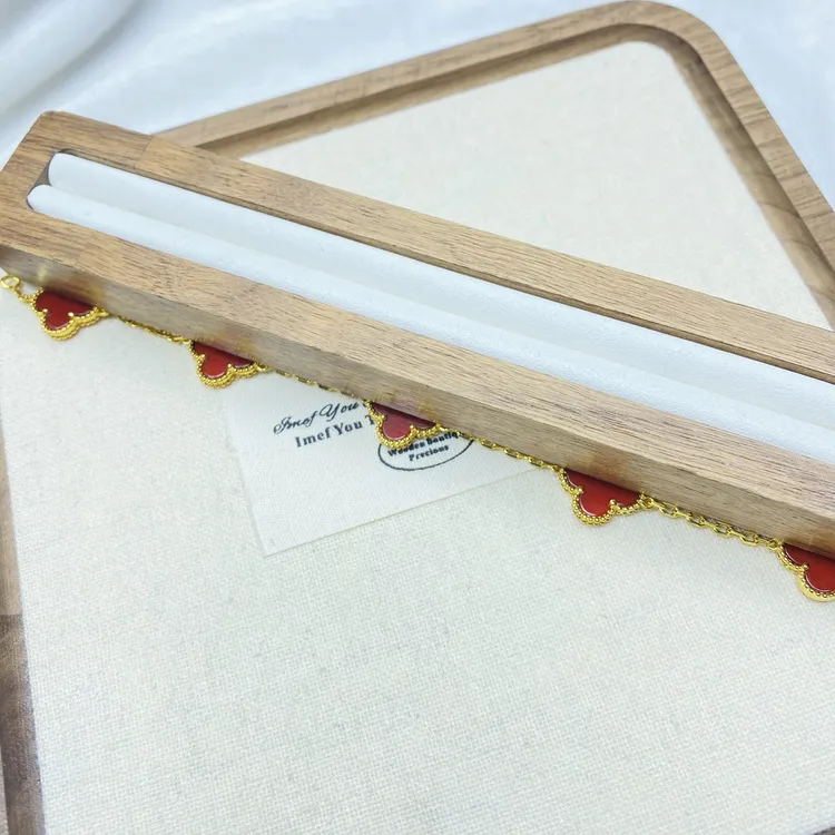 K0630红色时尚大小五花手链多样性发货18393