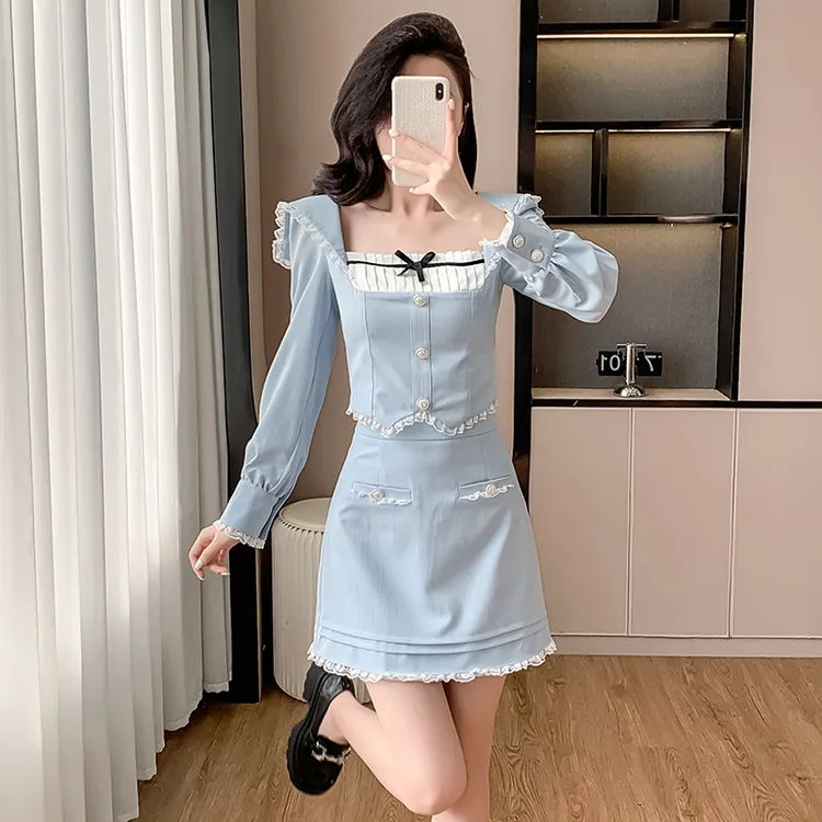 春季穿搭一整套小个子短款收腰上衣短裙职业套装女气质显高两件套