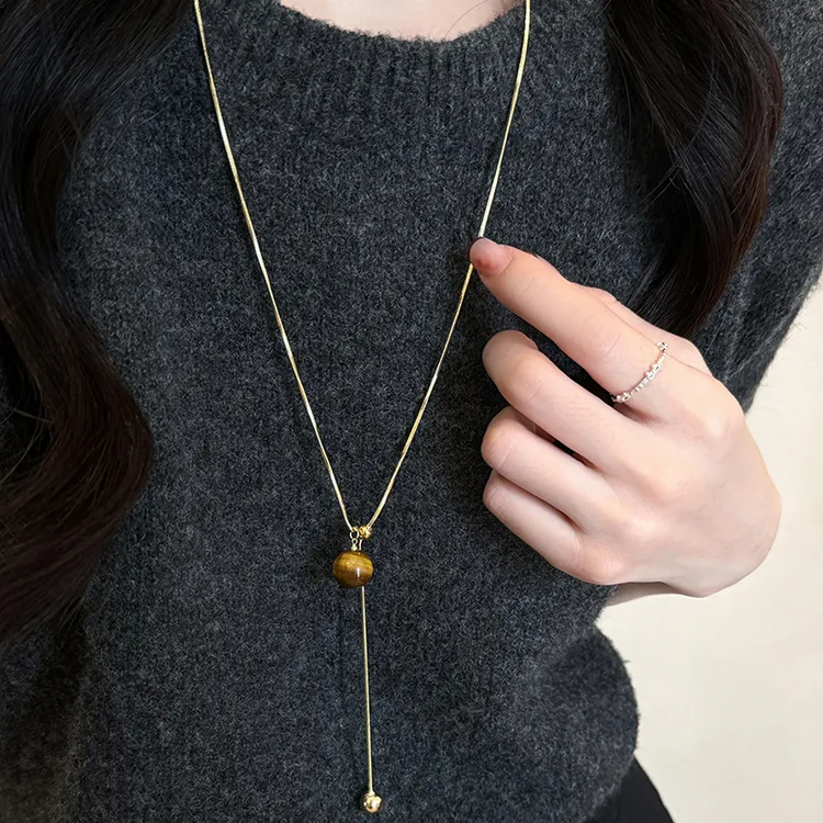 钛钢项链 美拉德虎眼石长款毛衣链女2025新款轻奢高级感项链配饰