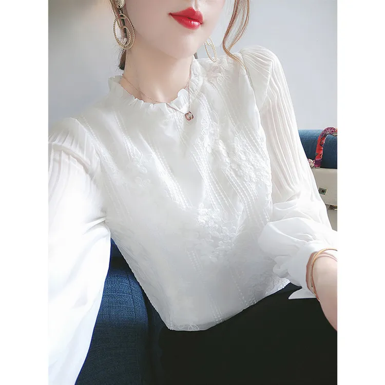 长袖雪纺衬衫春秋季女2025新款洋气时尚木耳边领刺绣高端白色上衣