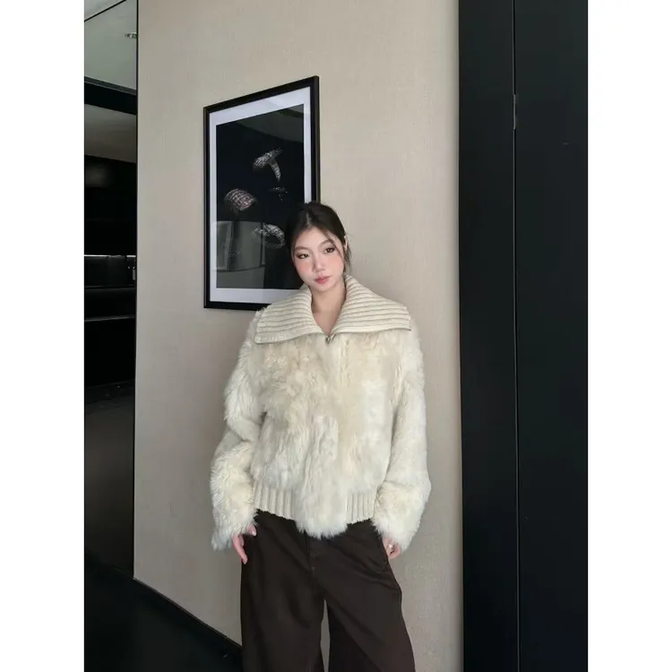 withmin凉皮 甜茶凯乐 辣妹毛毛秋冬拼接保暖短款拉链外套2524735