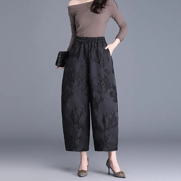 遮腿春夏提花荷花图案浮雕花苞阔腿裤女高腰妈妈显瘦九分休闲靴裤