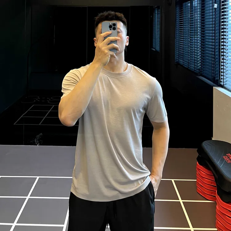 IRONTRAP户外运动棉质短袖T恤男纯色微宽松圆领正肩训练衣服夏季