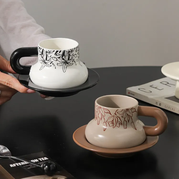 小众高级感咖啡杯碟拉花杯咖啡厅小香风热拿铁马克杯饮品中古杯子