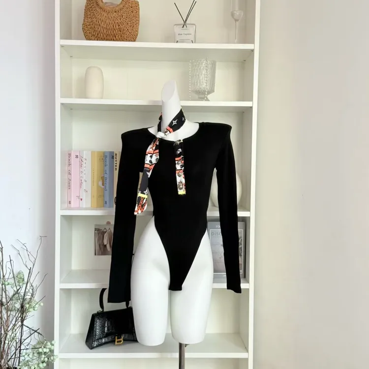 桐款时髦主义 纯欲辣妹显瘦连体衣女内搭长袖打底衫上衣配休闲裤