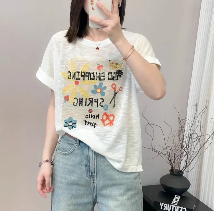 太阳花剪刀提花轻薄圆领飞飞袖上衣夏季新款宽松韩版透气短袖
