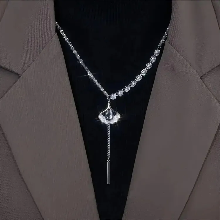 非金属亚克力项链 【轻奢小众】秋冬毛衣项链配饰新款三生有杏毛衣商品图