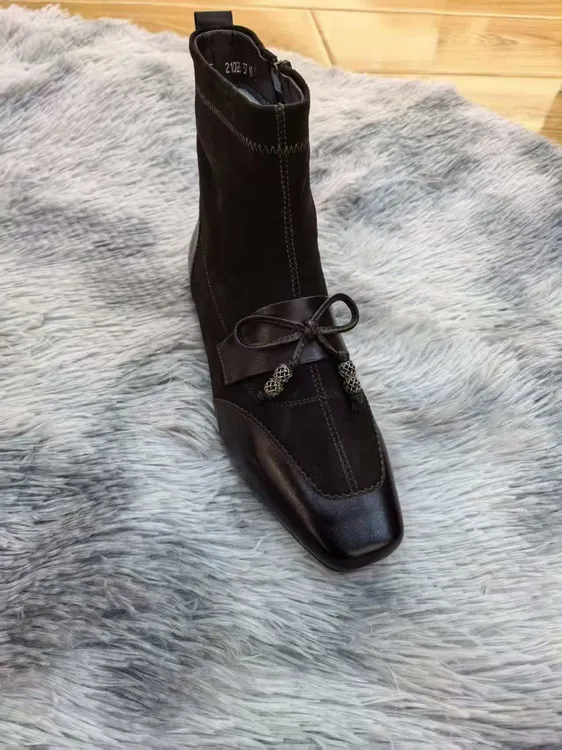 时装靴女士秋冬复古短靴女靴百搭高跟粗跟女鞋