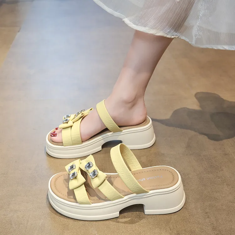 新款凉鞋时装凉鞋厚底网红时尚休闲百搭夏季软底外穿仙女风真皮