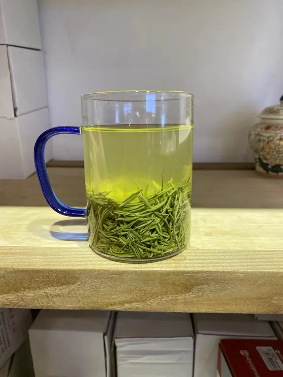 信阳毛尖   B醇厚爽口