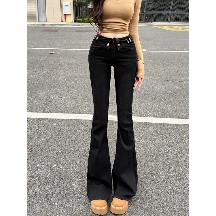 小众翻边字母微喇牛仔裤女2025秋季新款黑灰色高腰弹力显瘦长裤