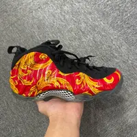 42.5码 全新原盒 Nike 喷泡 红稻草 球鞋