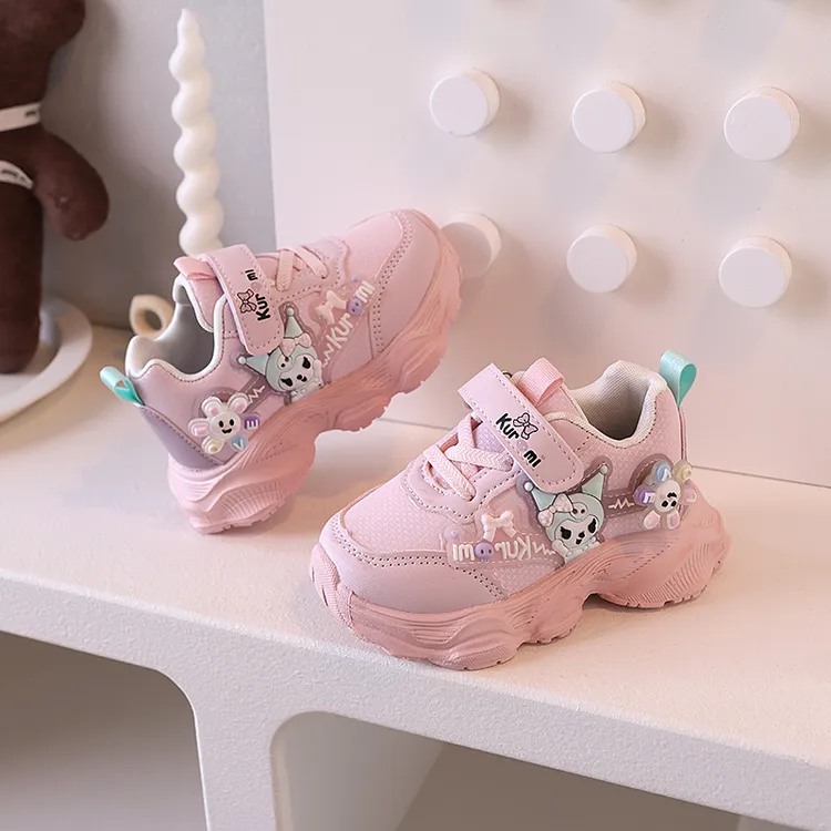 秋季女童鞋子皮面防水公主风女童软底防滑跑步运动鞋女宝幼儿学步