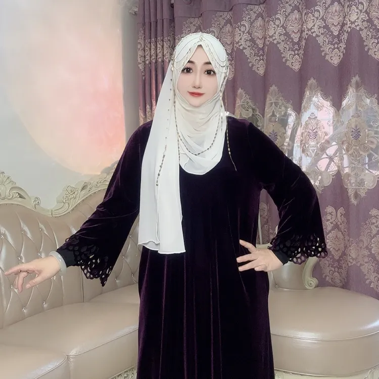 气质镂空花连衣裙