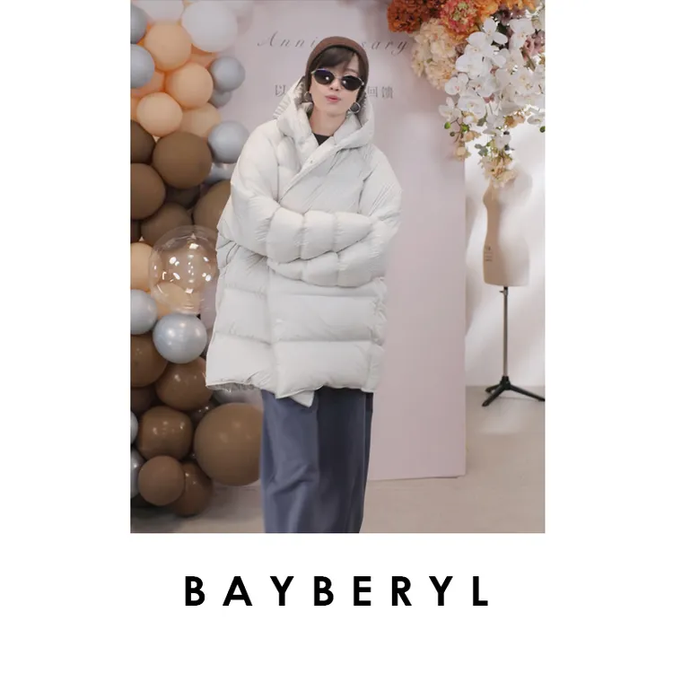 FF-BAYBERY老贝吐司轻暖连帽宽松黑白棕扣羽绒服YRF3K2721