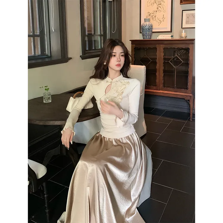 木子李的李【玉枝金缕】早秋新中式旗袍领上衣刺绣长袖针织衫半身裙