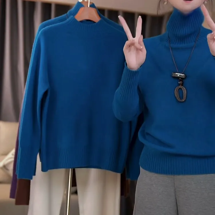 时尚蓝色针织衫女2025秋冬新款女装圆领长袖套头上衣宽松显瘦毛衣