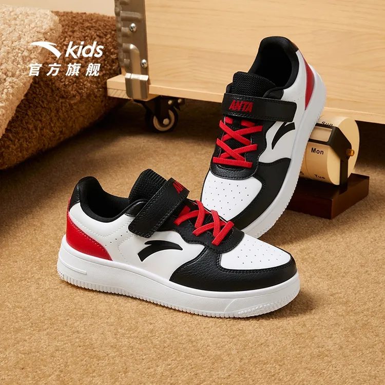 安踏儿童大小童板鞋革网面新款舒适防滑耐磨运动休闲低帮板鞋