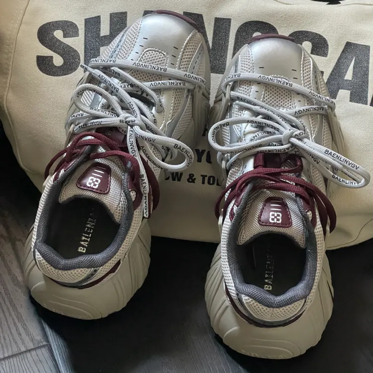 巴黎厚底增高老爹鞋女2025春秋季新款百搭透气百搭欧货运动休闲鞋