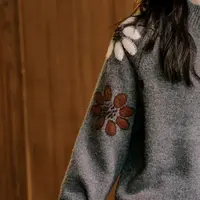 【美姐说】圆领绣花羊绒衫259170-1