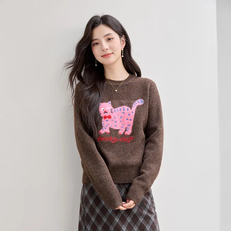 茵曼新款卡通印花圆领套头针织衫秋季慵懒风时尚百搭女士外穿上衣