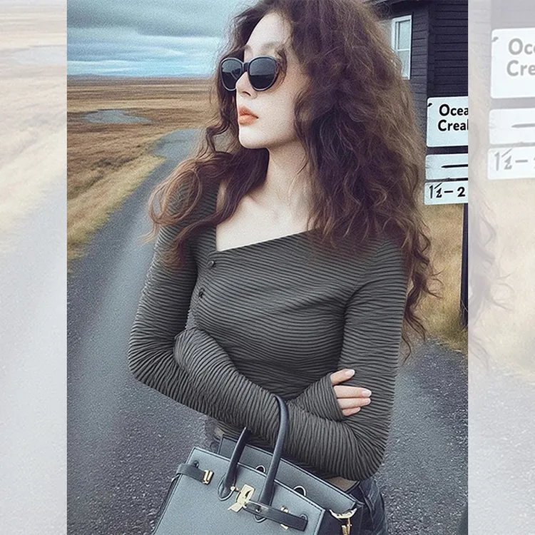 独特漂亮内搭灰色条纹小衫韩系秋冬装洋气高贵露肩长袖T恤上衣女