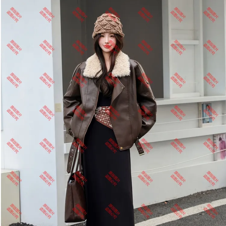 2025冬季加绒翻领皮衣夹克女大码美式复古机车风宽松百搭外套