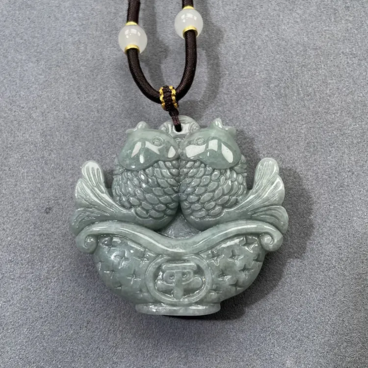 翡翠A货冰绿双鱼高5宽5厚13【超哥宠粉】