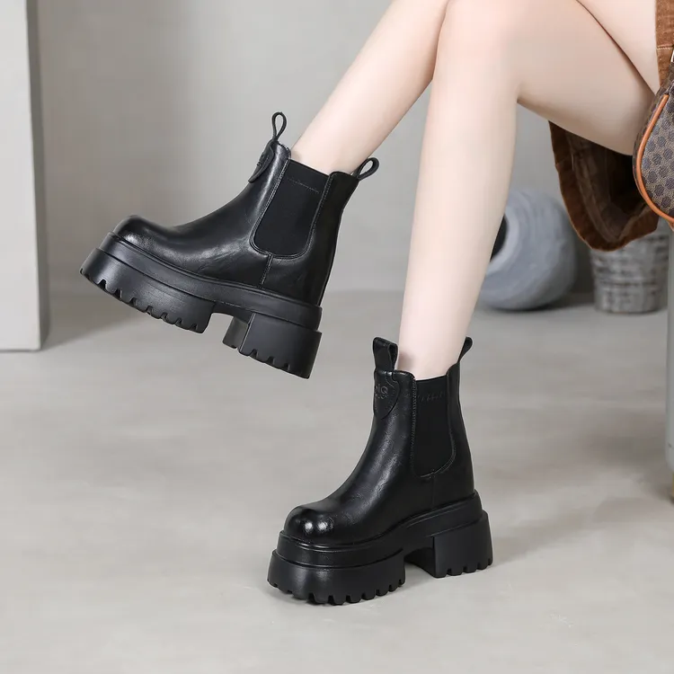 小个子12CM粗跟厚底简约百搭烟筒靴女2025秋季英伦风通勤百搭短靴