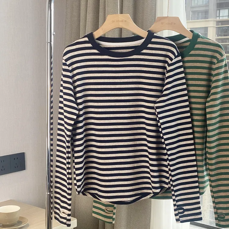 大码200斤气质小众条纹正肩长袖t恤女弧形下摆修身百搭遮肉打底衫