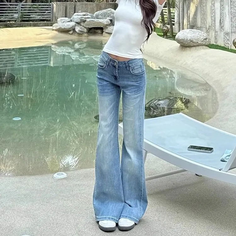 冰蓝色低腰显瘦微喇牛仔裤女2025年夏薄款宽松小个子拖地直筒裤子