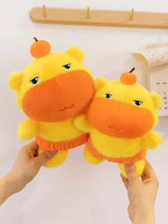 噜噜水豚送女朋友玩偶水豚噜噜玩偶名创优品水豚噜噜睡觉毛绒玩具