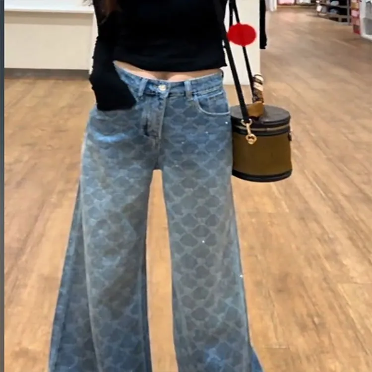 韩系高腰显瘦印花烫钻牛仔裤女2025夏季宽松设计感直筒拖地长裤潮