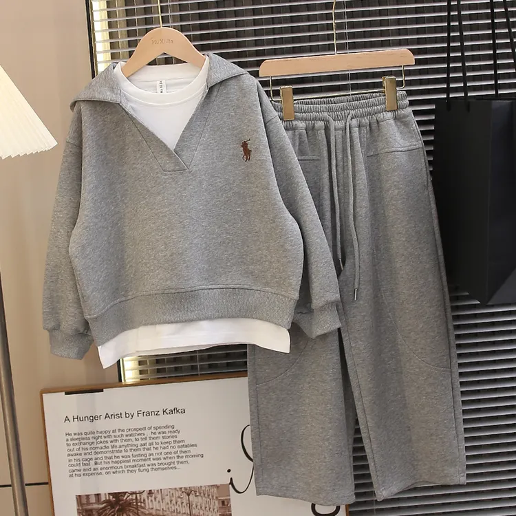 格雷灰假两件儿童套装2025新款男童春秋款连帽卫衣两件套休闲百搭