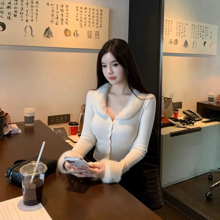 秋冬外穿新款白色袖翻领针织开衫纯欲风毛针织衫修身气质短款上衣